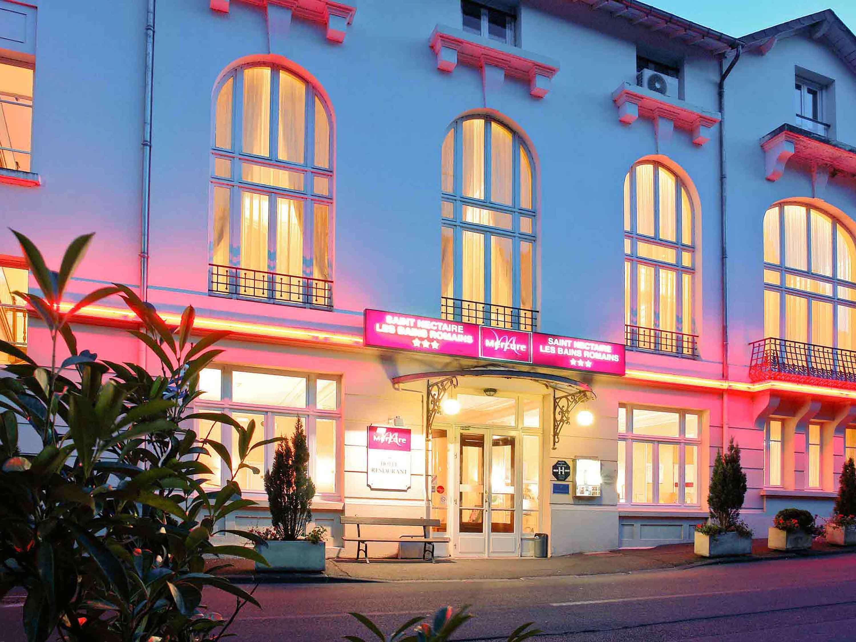 Hotel Mercure Saint-Nectaire Spa & Bien-Etre Zewnętrze zdjęcie