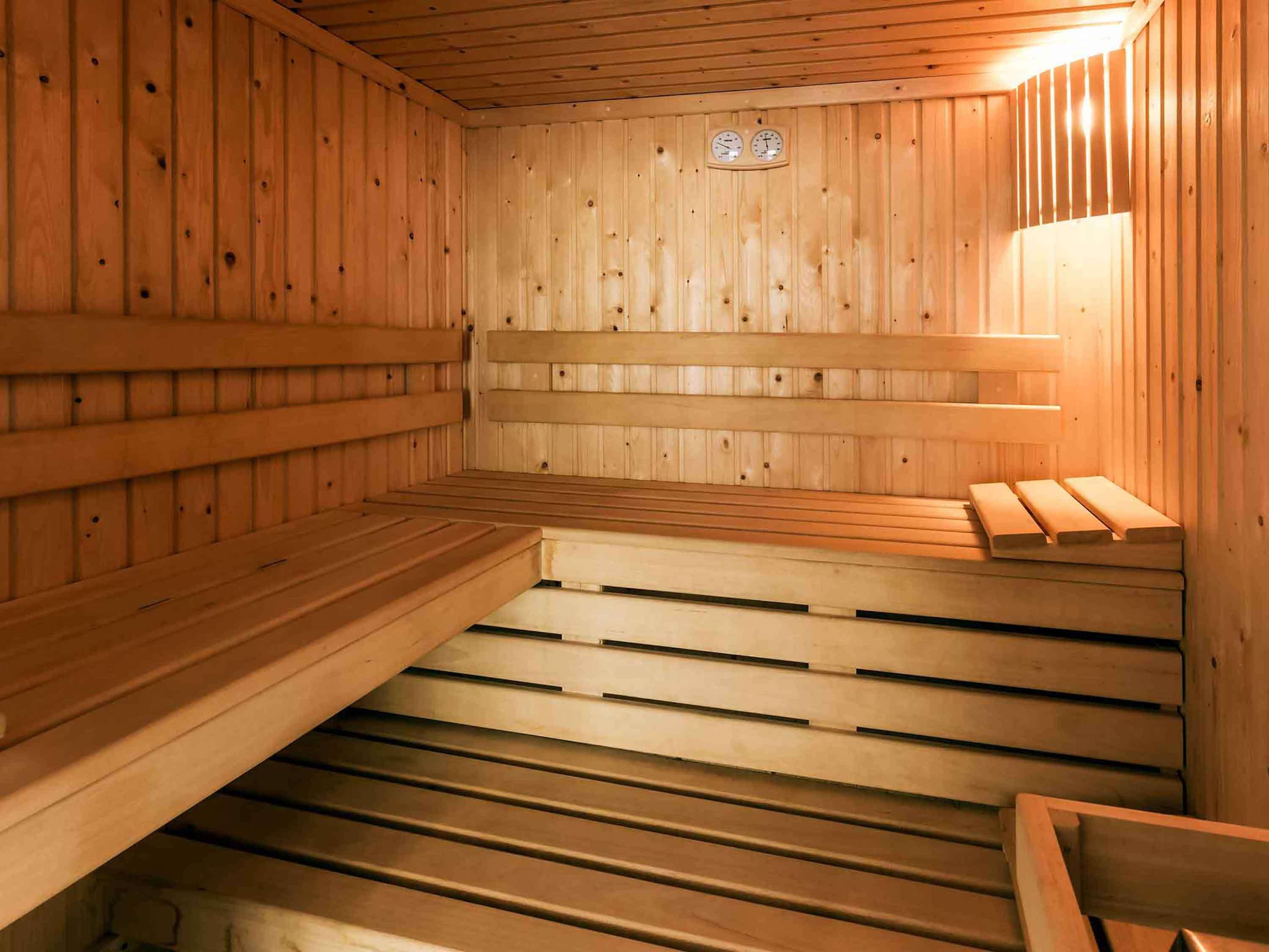 Hotel Mercure Saint-Nectaire Spa & Bien-Etre Zewnętrze zdjęcie