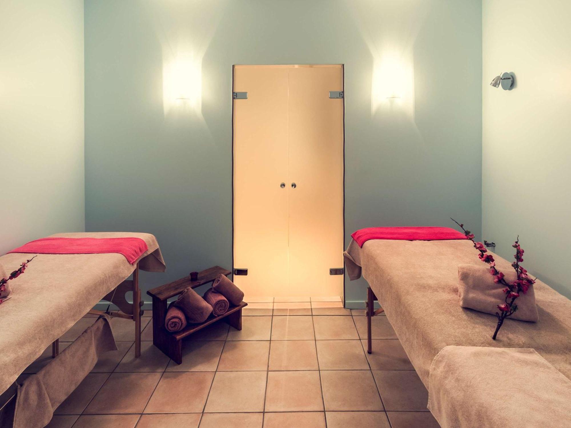 Hotel Mercure Saint-Nectaire Spa & Bien-Etre Zewnętrze zdjęcie